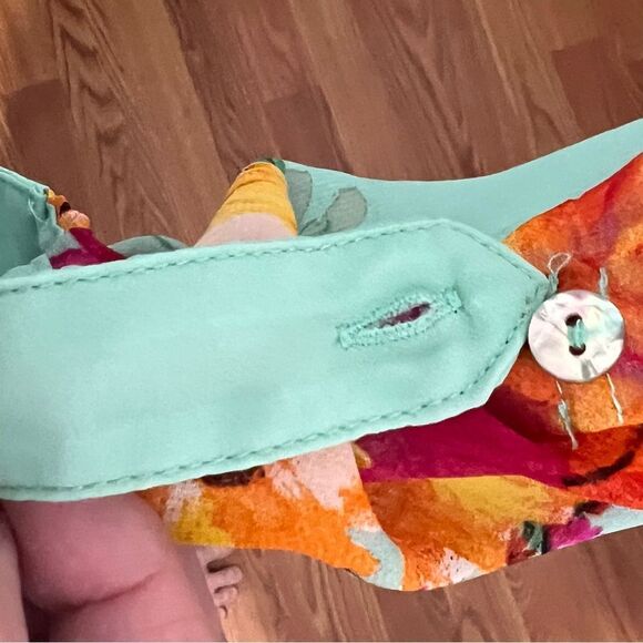 Fig and Flower Mint‎ Green Floral Button Up Long Sleeve Top  -- XL - Picture 7 of 15